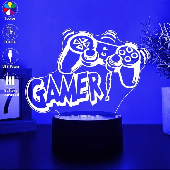 LED Gamer & Controller 7 Different Color Night Light - Picture 2 of 9
